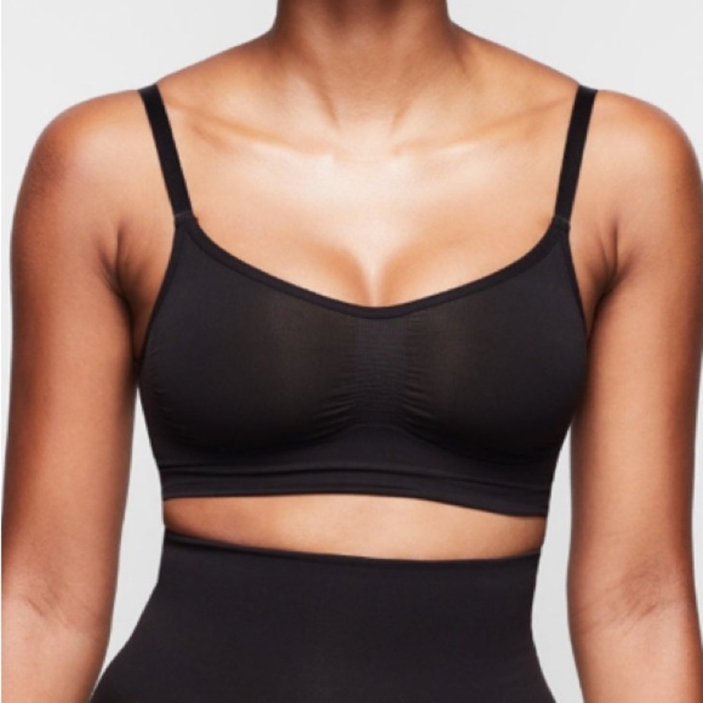 SKIMS sculpting bralette L/XL